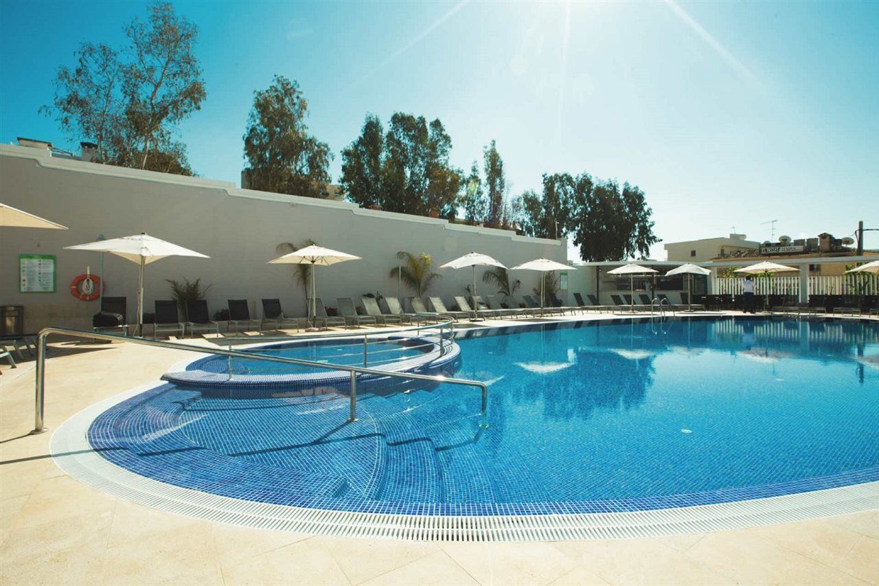 Aparthotel Y Hotel Paguera Beach Екстериор снимка